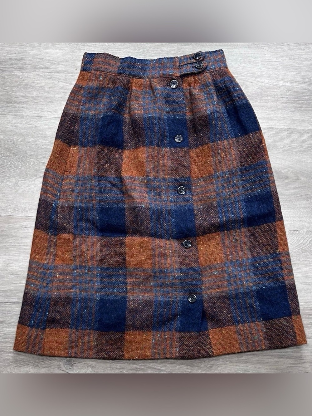 Vintage Pure Wool Plaid Midi Skirt Orange Blue Tweed Button Front Academia Sz 38